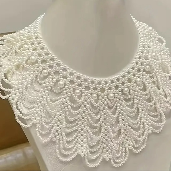 1 Elegant Necklace Braided Tassel Layered with Vintage Faux Pearls - Picture 3 of 5